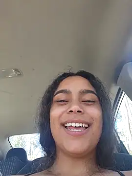 cinnaminnie online show from 03.01.25