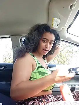 cinnaminnie online show from 03.05.25