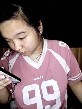 Thomgdee online show from 02.14.25