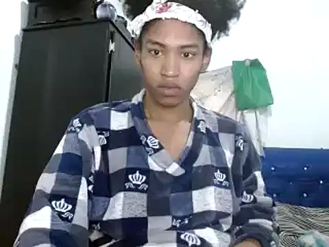 miriam775 online show from 12.10.24