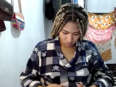 miriam775 online show from 02.05.25