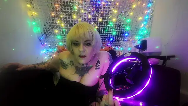 Hunniebunnie78 online show from 07.26.26