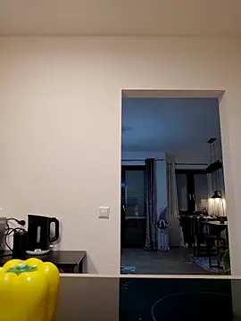 Snapshot of Jujuicy_97 chatting on 10.30.25 Jujuicy 97 online show from 10.30.25