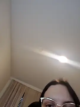 Snapshot of Jujuicy_97 chatting on 11.06.25 Jujuicy 97 online show from 11.06.25