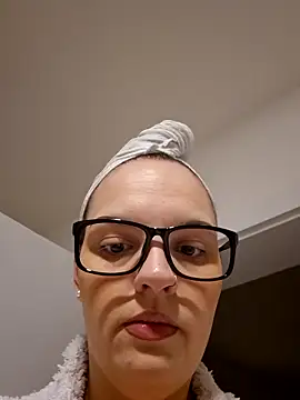 Snapshot of Jujuicy_97 chatting on 02.07.26 Jujuicy 97 online show from 02.07.26