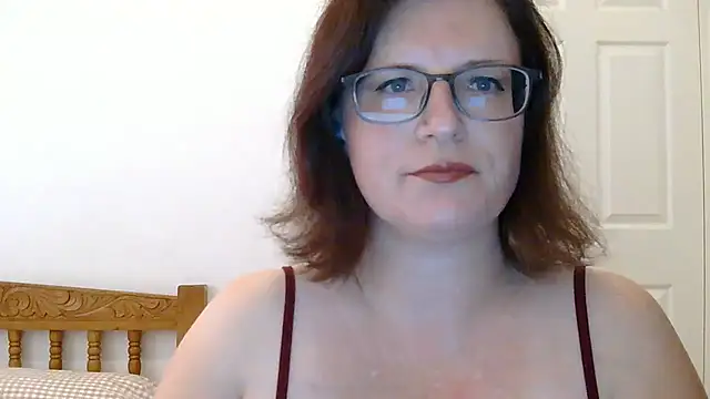 CrimsonMistress online show from 11.27.25