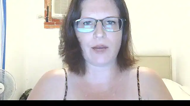 CrimsonMistress online show from 03.12.26