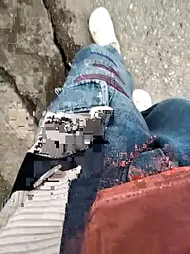 JasminePham online show from 11.11.25