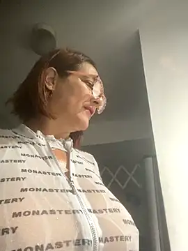 anastasia and jordan online show from 09.28.25