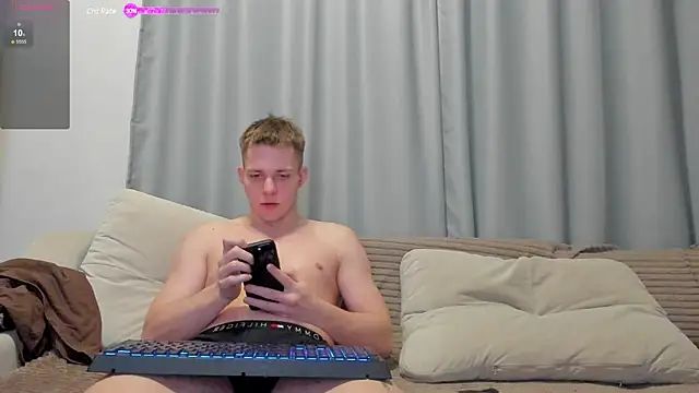 Snapshot of Kinky_Secrets chatting on 02.06.25 Kinky Secrets online show from 02.06.25