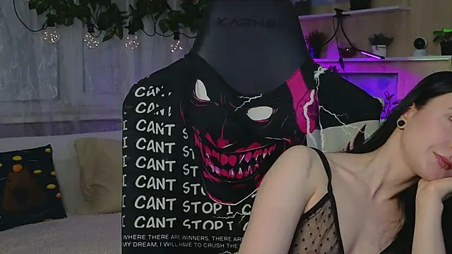 KiraLiLime online show from 03.19.25