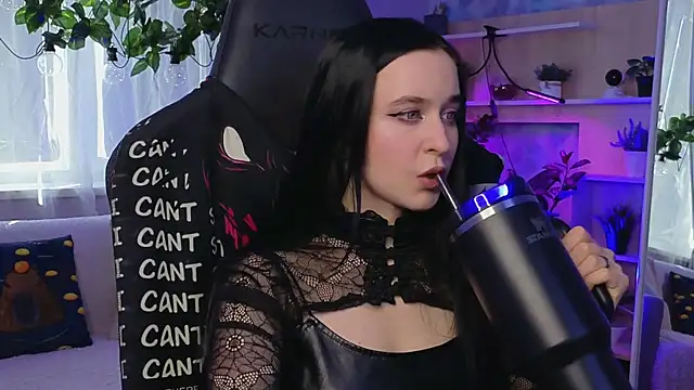 KiraLiLime online show from 03.22.25