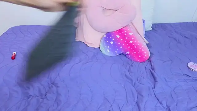 Lorenne Miller online show from 01.26.25