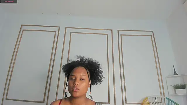 nataly velez online show from 03.18.25