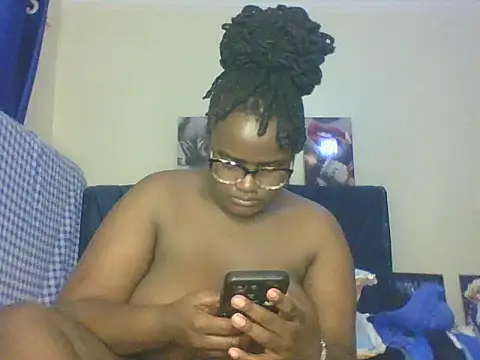 Snapshot of Montel_Montel_ chatting on 10.23.25 Montel Montel online show from 10.23.25
