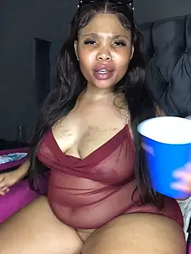 Anaelle24 online show from 01.28.25