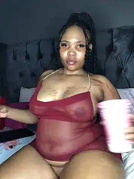 Anaelle24 online show from 02.25.25