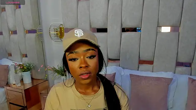 mia schwarz online show from 01.24.25