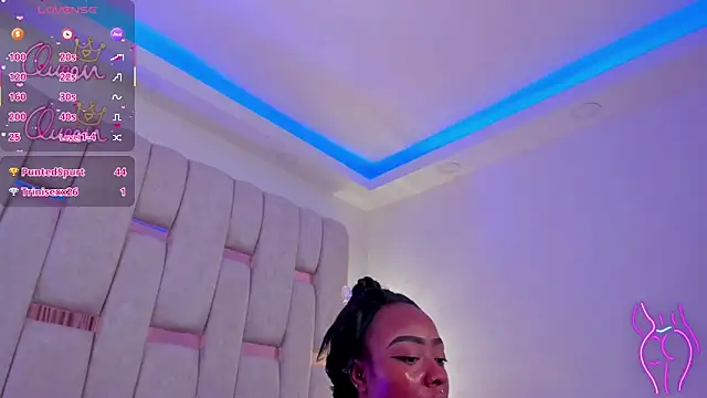 Snapshot of mia_schwarz chatting on 02.08.26 mia schwarz online show from 02.08.26