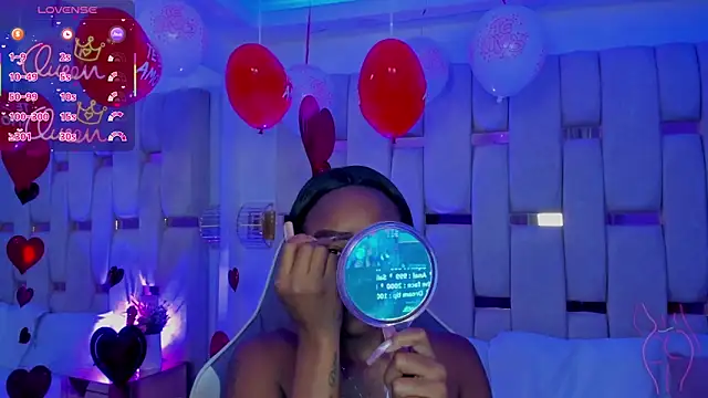 Snapshot of mia_schwarz chatting on 02.14.26 mia schwarz online show from 02.14.26