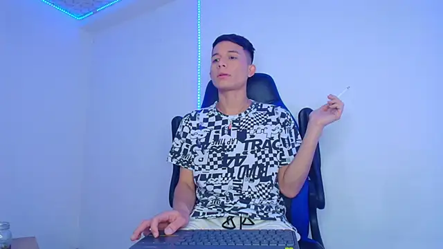 bryamer 19 online show from 02.06.25