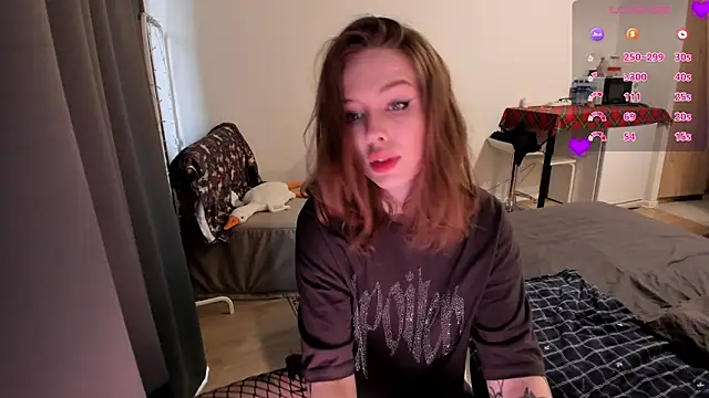Natural pussy online show from 04.14.26