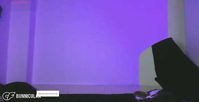 larissa01  online show from 03.02.26