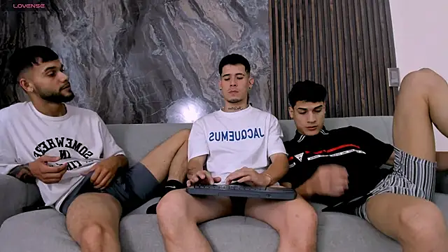 hot day online show from 02.20.25