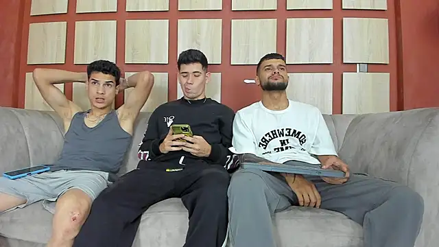 hot day online show from 03.11.25