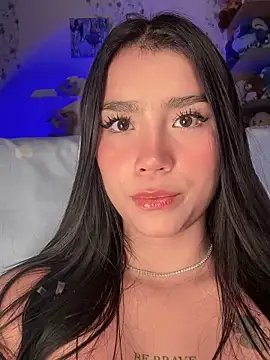 -Loren- online show from 02.13.26