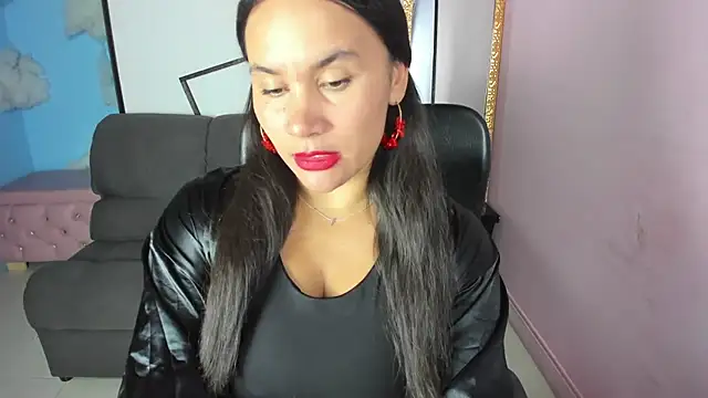 Saylor Lee22 online show from 01.14.26