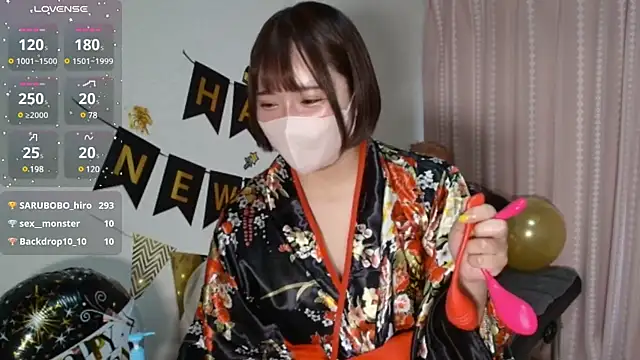 Snapshot of sara__xx__love chatting on 01.02.25 sara  xx  love online show from 01.02.25