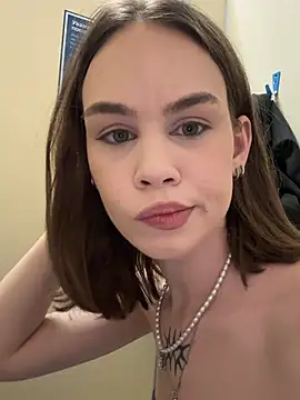 Snapshot of Street_young chatting on 03.22.26 Street young online show from 03.22.26