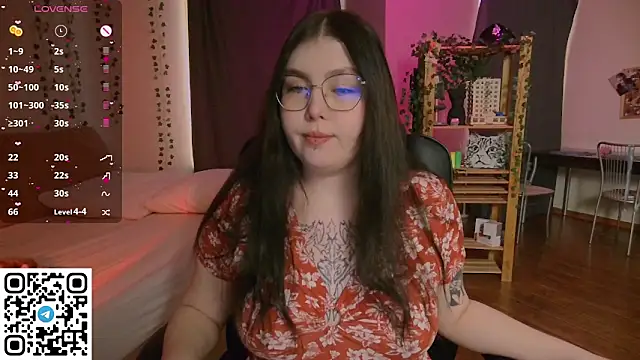 Snapshot of Arizonaa_Muse chatting on 02.08.26 Arizonaa Muse online show from 02.08.26