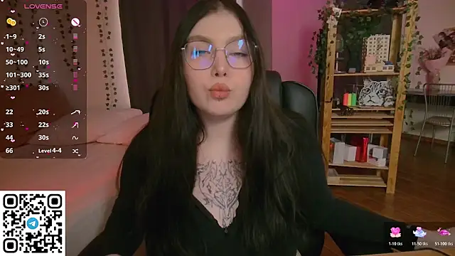 Snapshot of Arizonaa_Muse chatting on 02.19.26 Arizonaa Muse online show from 02.19.26