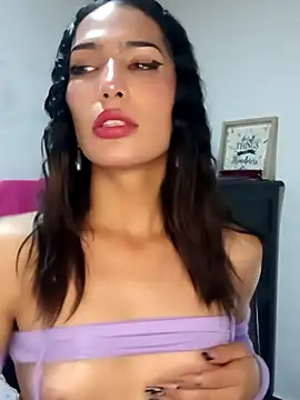 Lanna hott  online show from 03.15.25