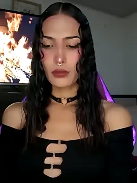 Lanna hott  online show from 10.10.25