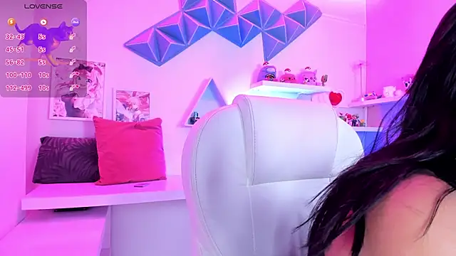 Snapshot of Valkiria_ponce chatting on 02.20.26 Valkiria ponce online show from 02.20.26
