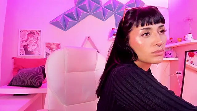 Snapshot of Valkiria_ponce chatting on 04.08.26 Valkiria ponce online show from 04.08.26