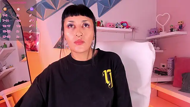 Snapshot of Valkiria_ponce chatting on 07.14.26 Valkiria ponce online show from 07.14.26