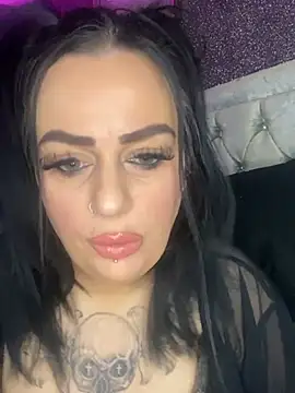 Snapshot of MissEssex chatting on 01.30.25 MissEssex online show from 01.30.25