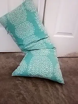 ale3J4a online show from 10.17.25