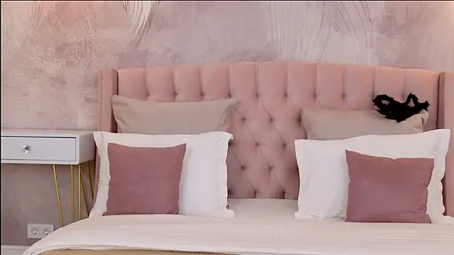 DeniseReese online show from 10.29.25