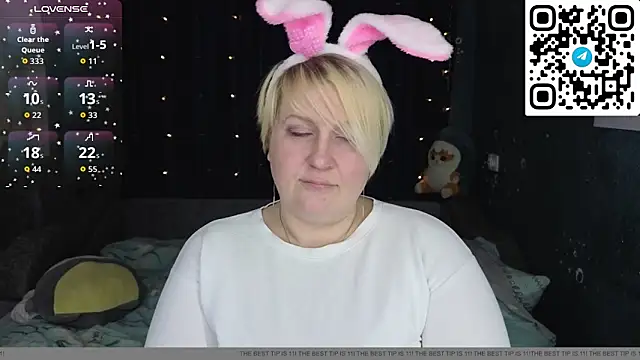 CuteHanna online show from 04.05.26