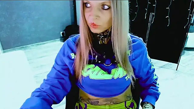 InesGold online show from 09.17.25