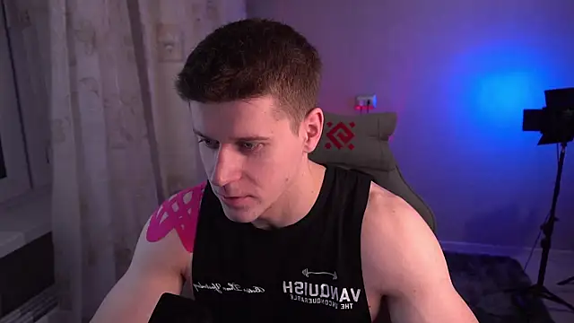 Bruno Banani online show from 11.21.25