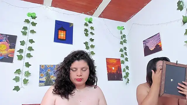 Karol IsabelCouple online show from 12.30.24