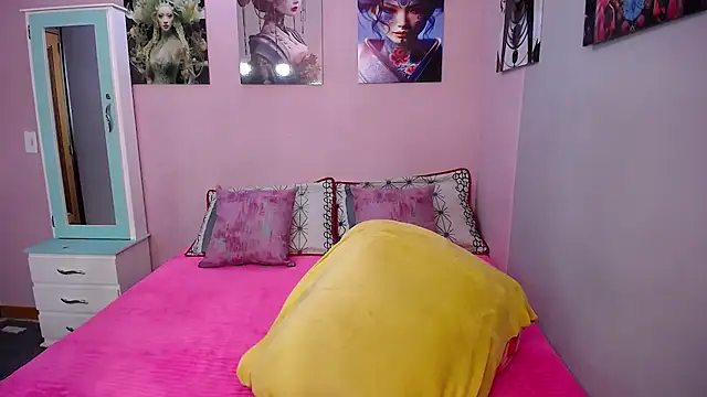 LolaRouse online show from 02.19.25