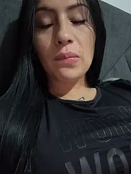 Snapshot of Sara_luna_ chatting on 12.09.24 Sara luna online show from 12.09.24