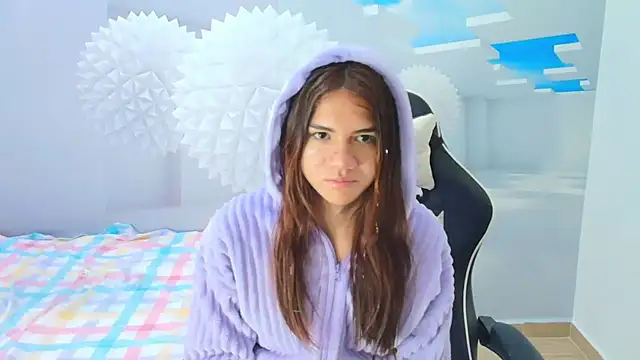 Snapshot of DEMI_LEED chatting on 03.12.25 DEMI LEED online show from 03.12.25